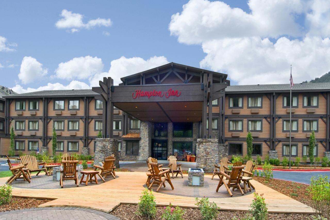 Hampton Inn Jackson-College Avenue Eksteriør bilde