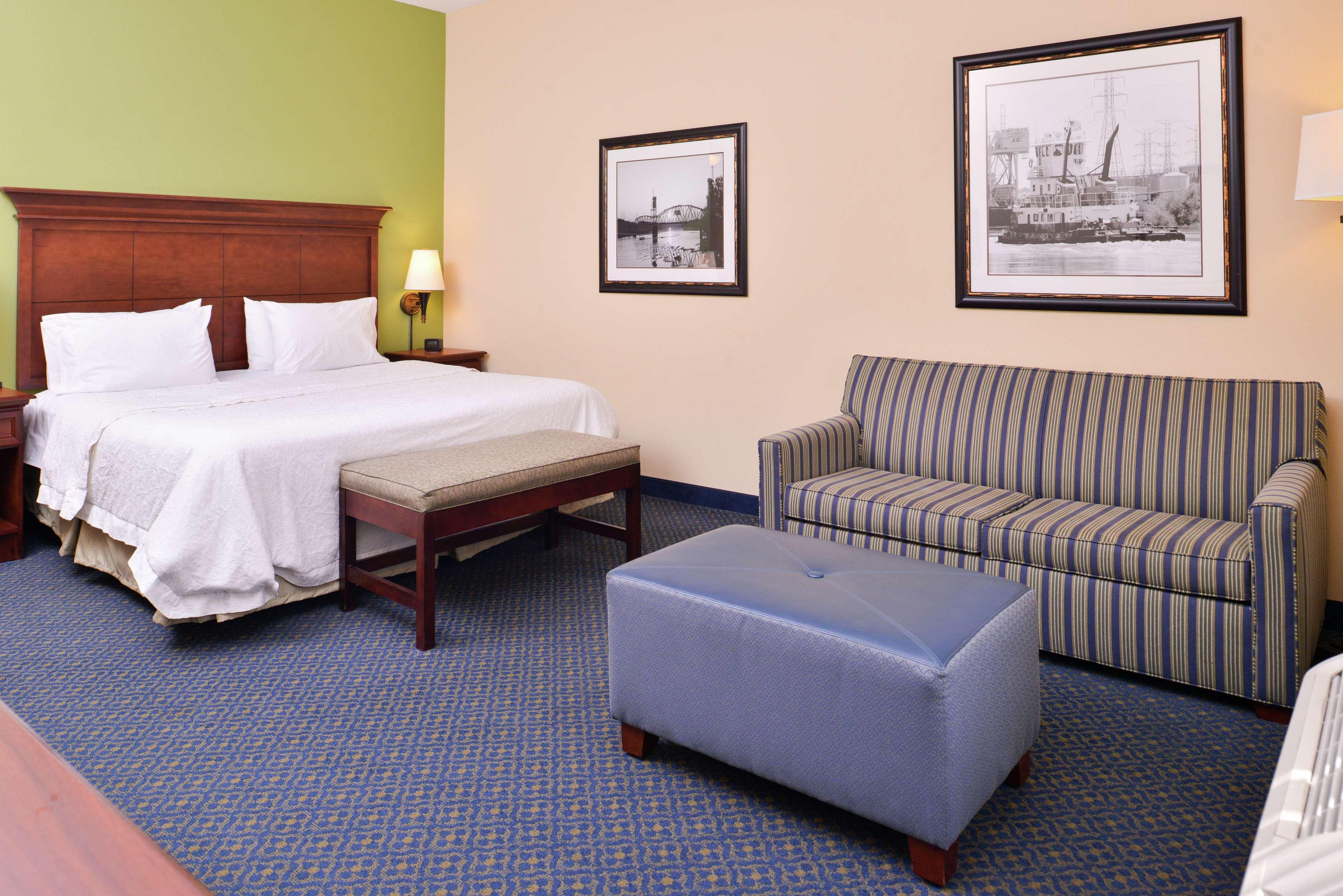 Hampton Inn Jackson-College Avenue Eksteriør bilde