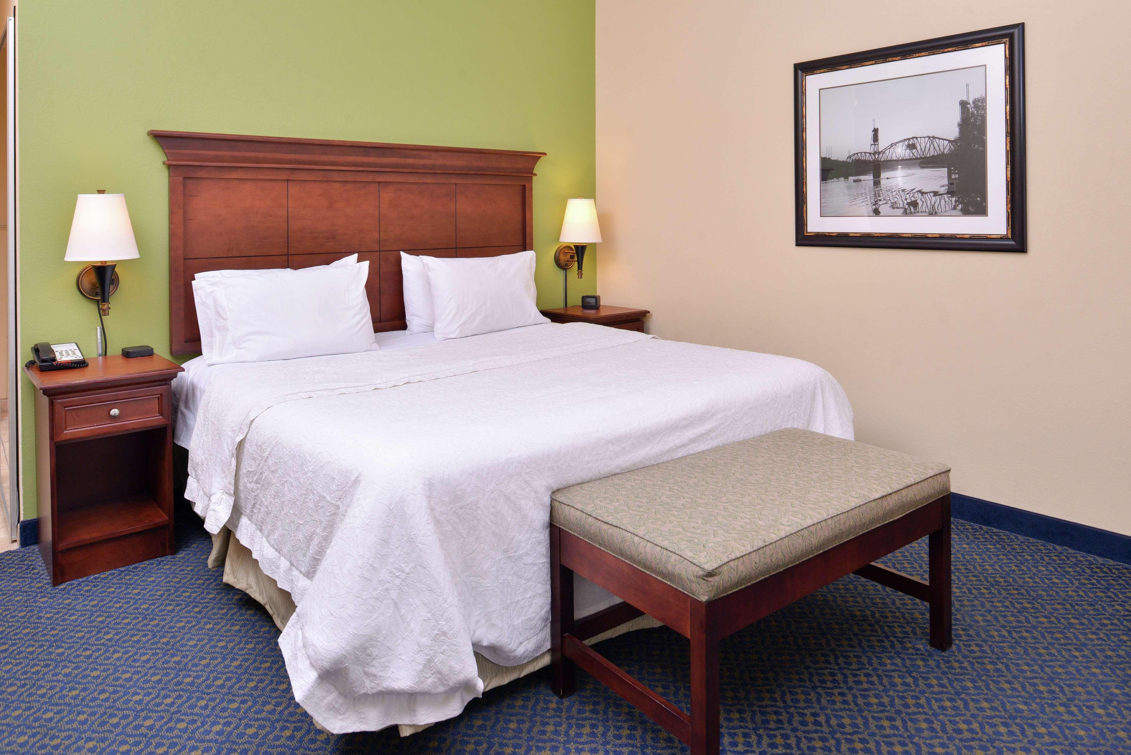 Hampton Inn Jackson-College Avenue Eksteriør bilde