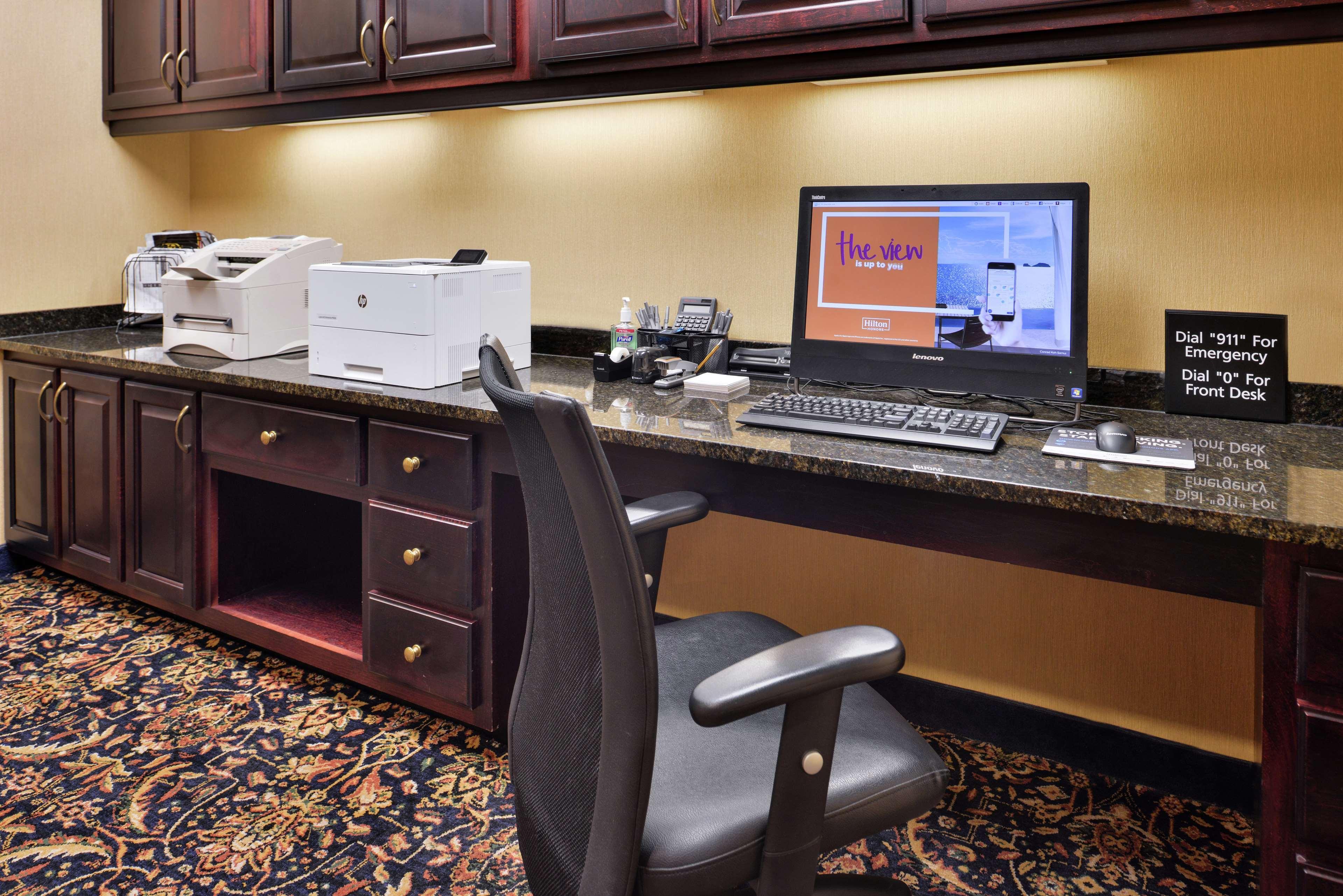 Hampton Inn Jackson-College Avenue Eksteriør bilde