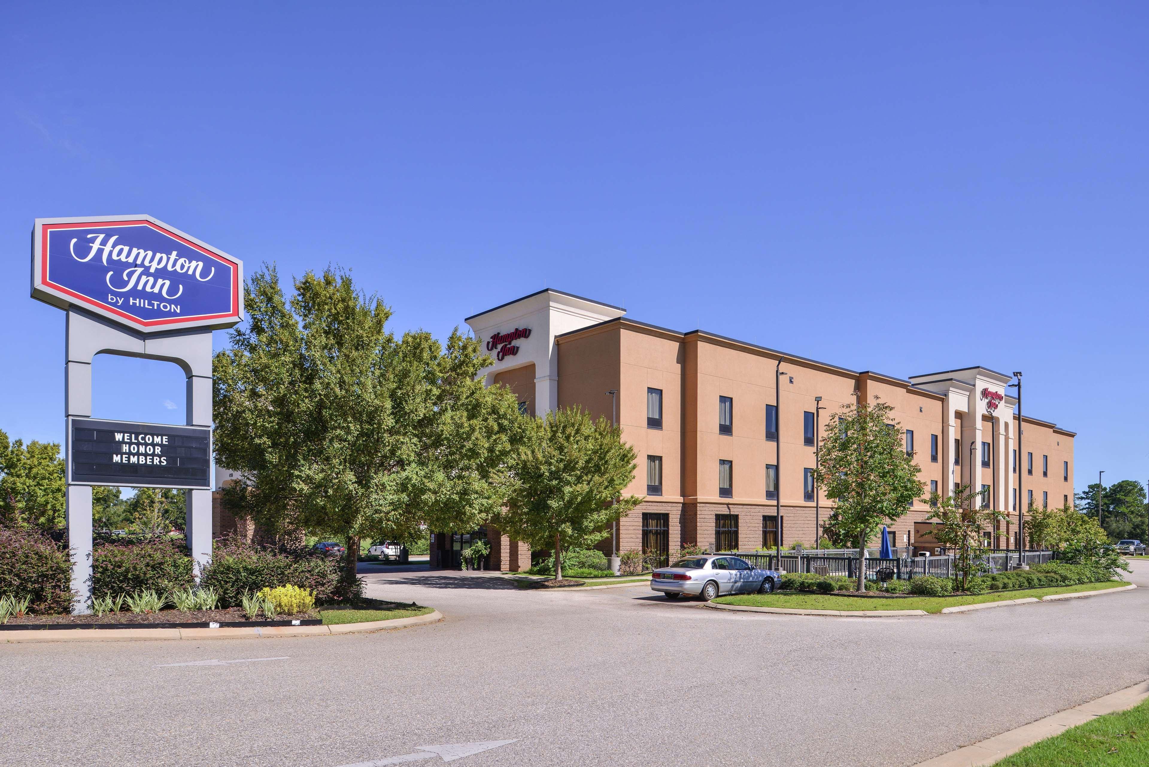 Hampton Inn Jackson-College Avenue Eksteriør bilde