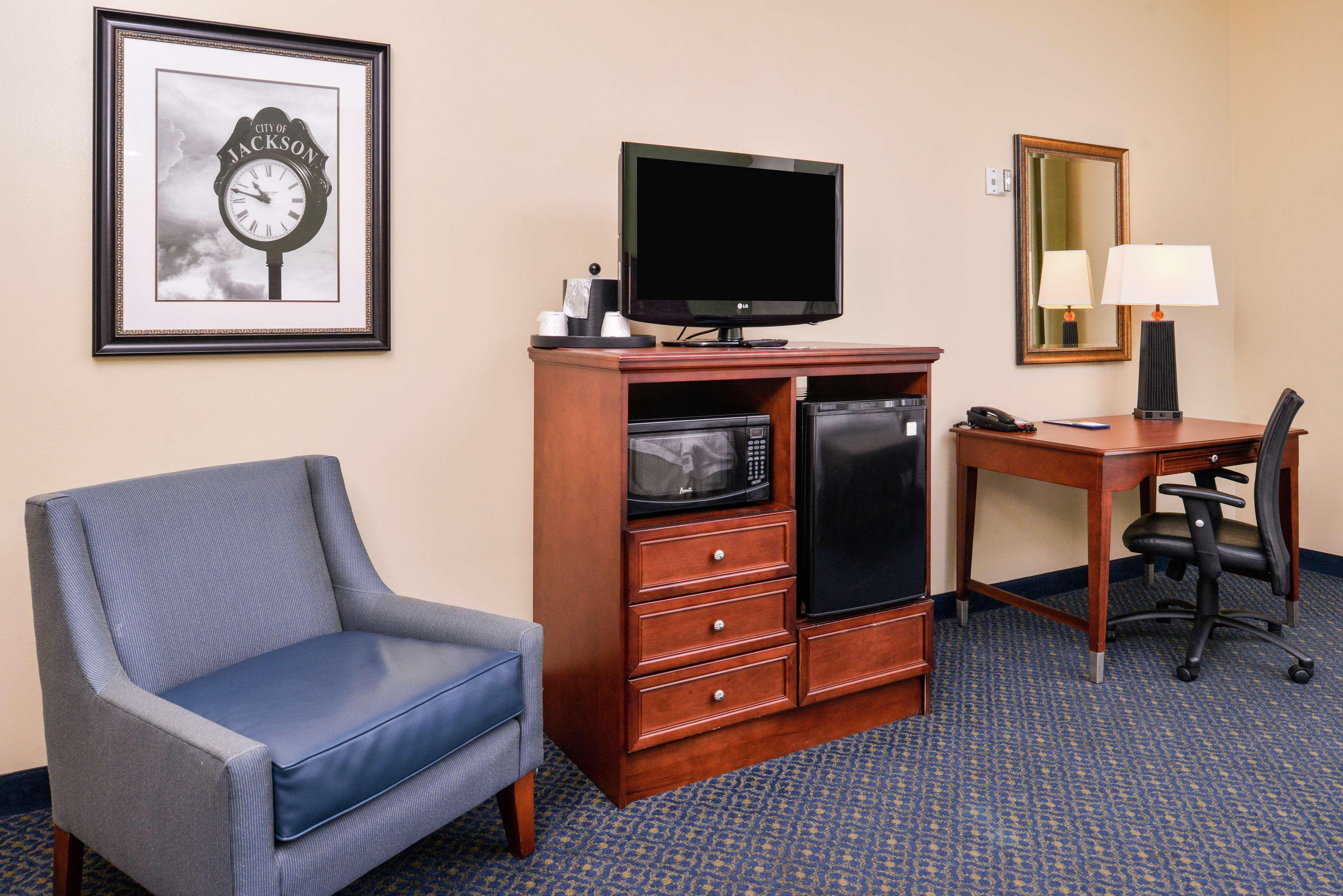 Hampton Inn Jackson-College Avenue Eksteriør bilde