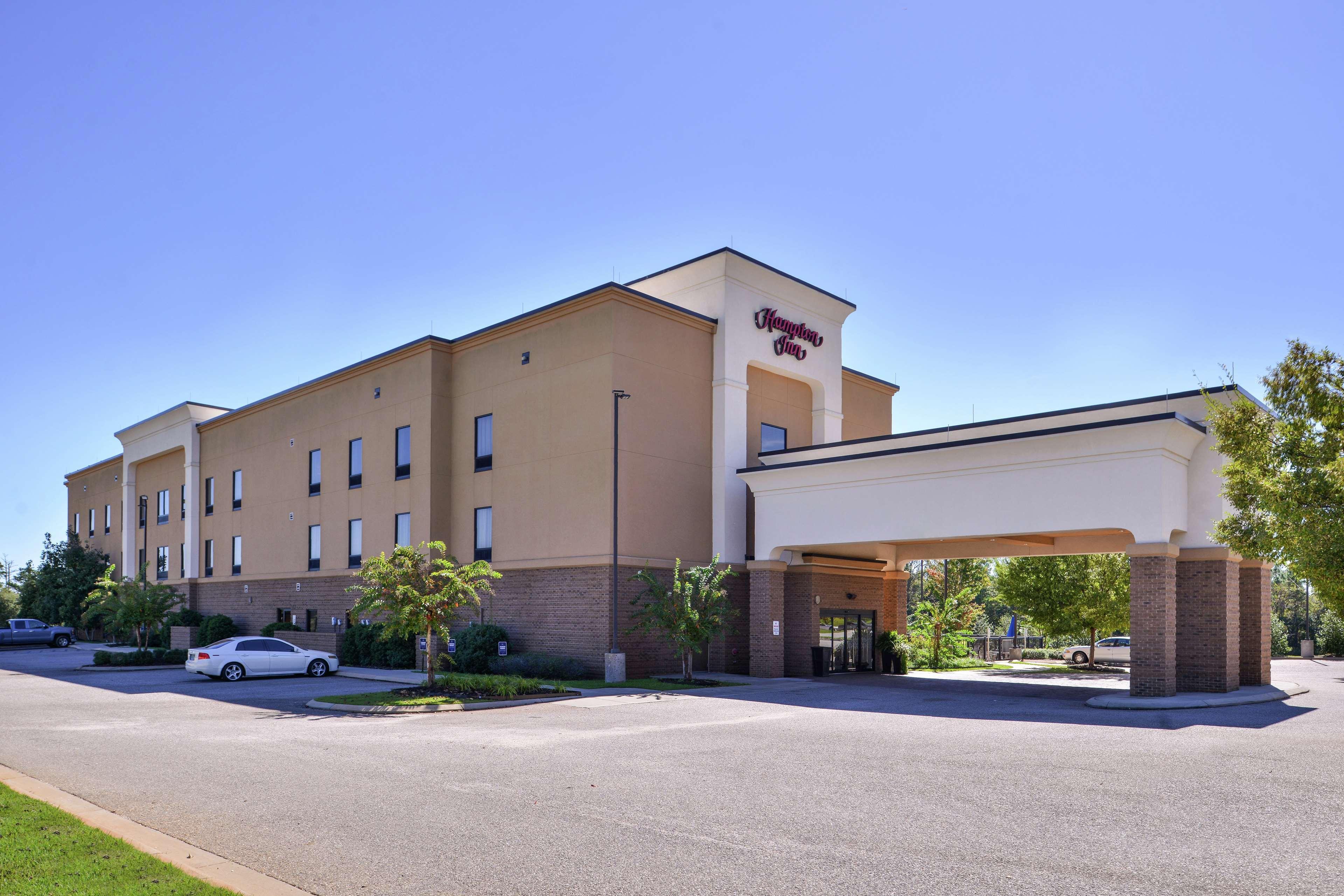 Hampton Inn Jackson-College Avenue Eksteriør bilde