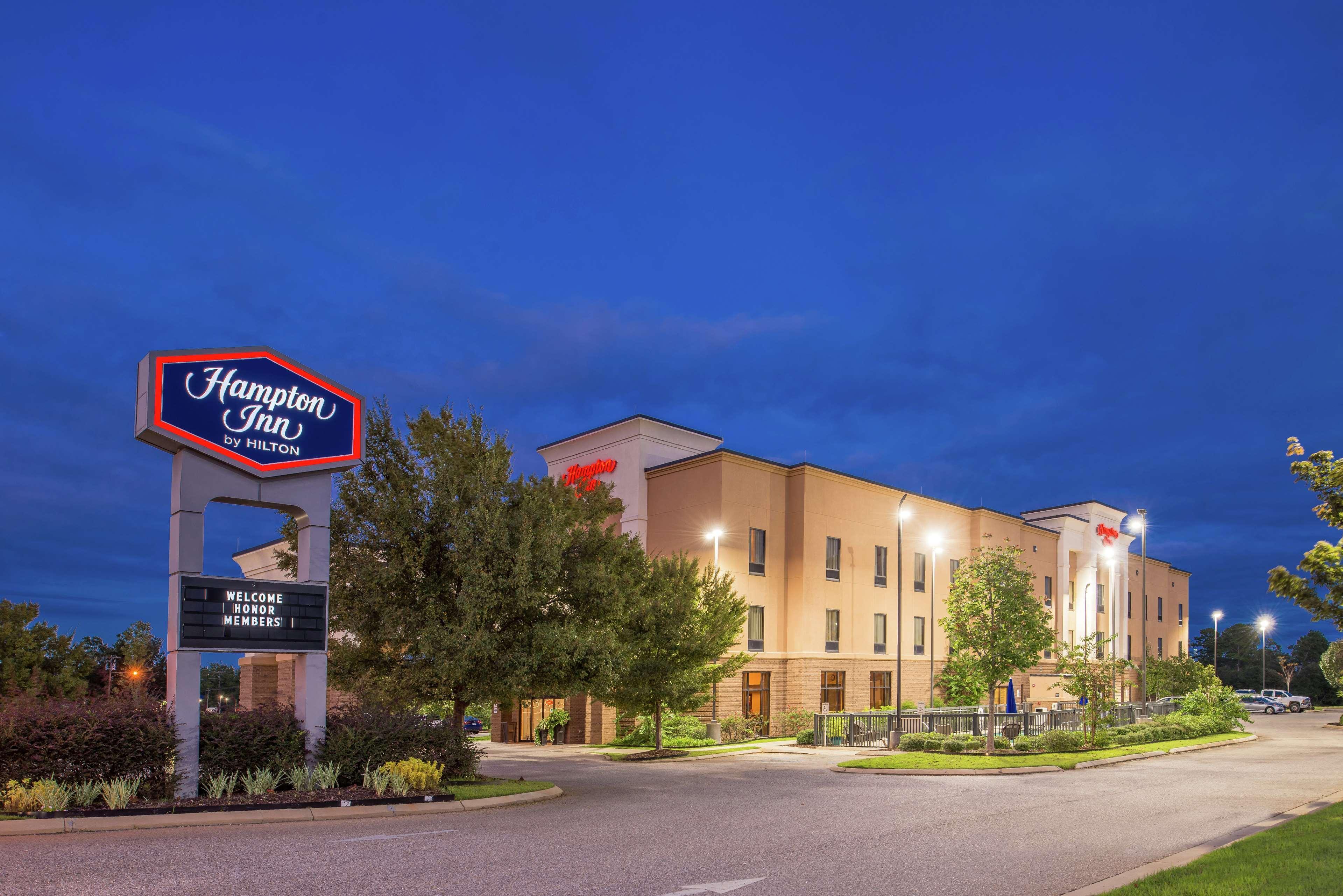 Hampton Inn Jackson-College Avenue Eksteriør bilde