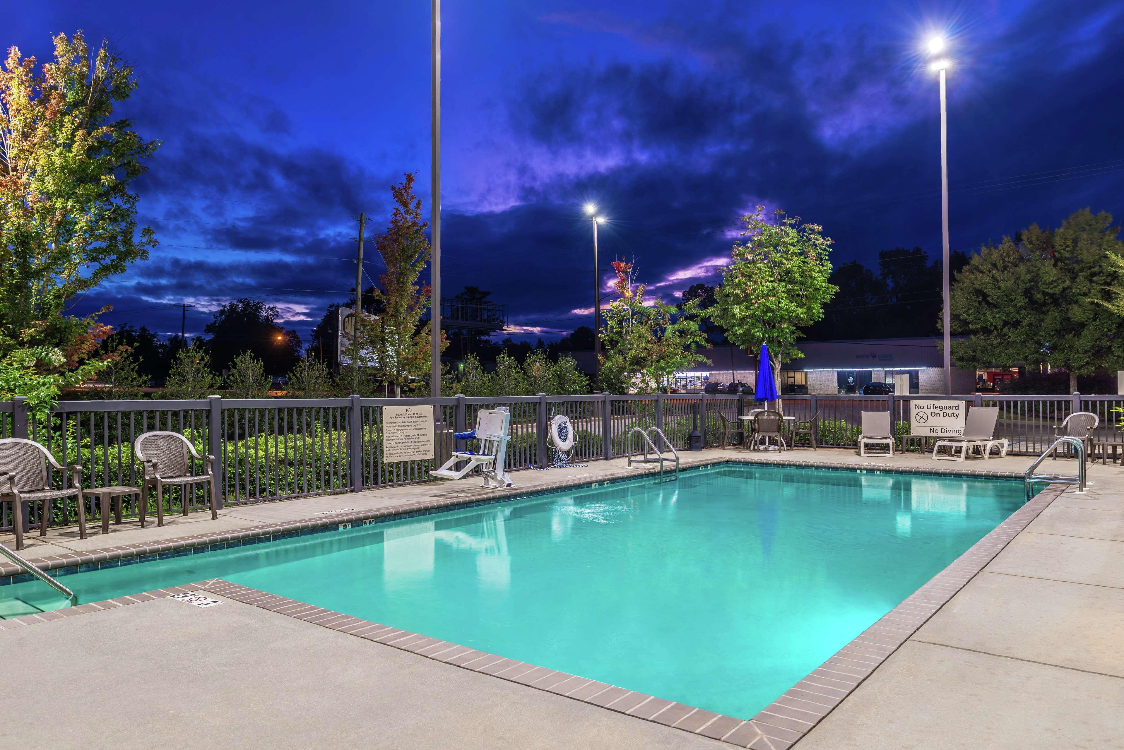 Hampton Inn Jackson-College Avenue Eksteriør bilde