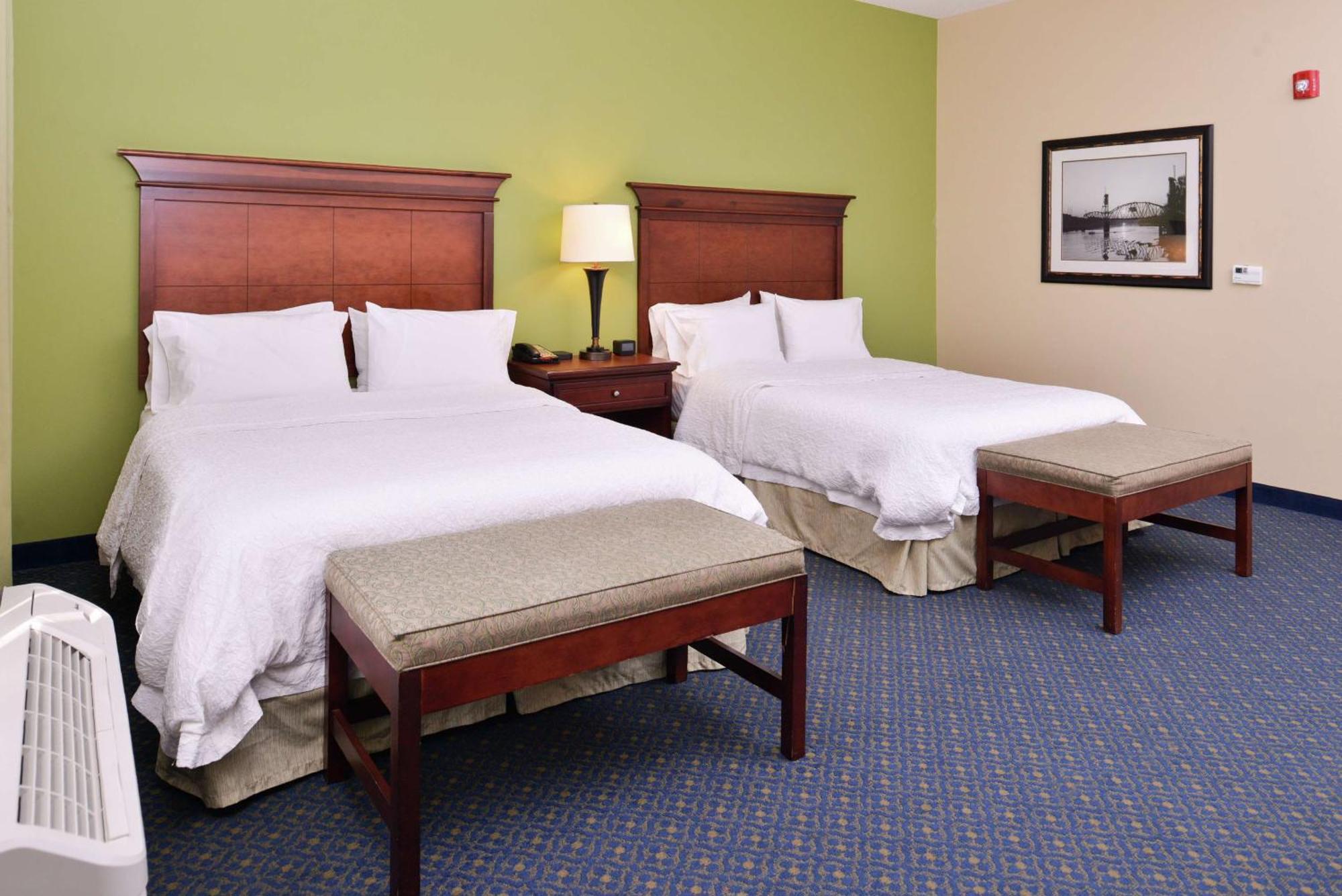 Hampton Inn Jackson-College Avenue Eksteriør bilde